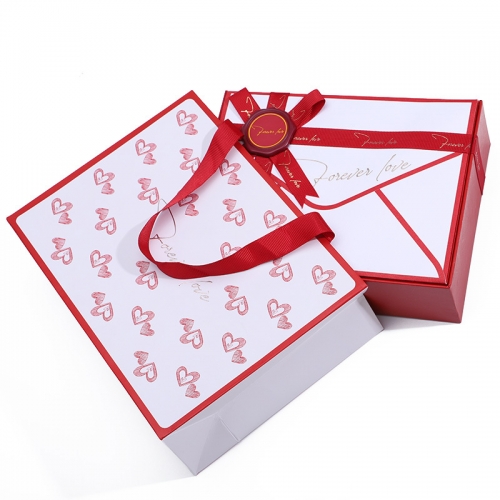 Красно-белая подарочная коробочка для ювелирных украшений, 20*15*6 см_6 500245 974.59 ₽
