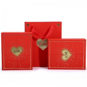 Подарочная коробка "Love" для ювелирных изделий